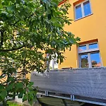 Am Stadthafen Apartment *